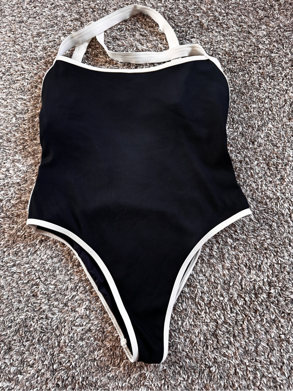 L*SPACE Women’s Large One Piece Swimsuit Black Ribbed white Trim Strappy